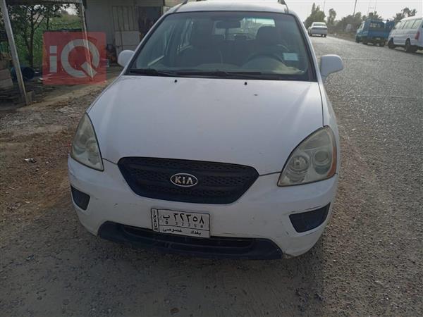 كيا كارينز 2009 للبيع في العراق -  بغداد